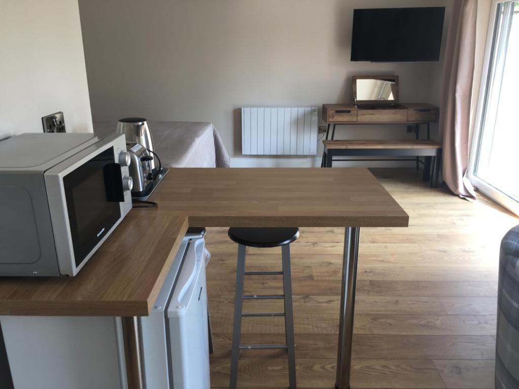 Bond End Road Annex Upton St Leonards - Ideal For Cheltenham Races Matson Ngoại thất bức ảnh